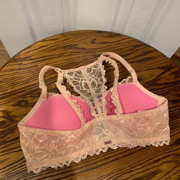 PINK VS Bra 💖 - Picture 2 of 2